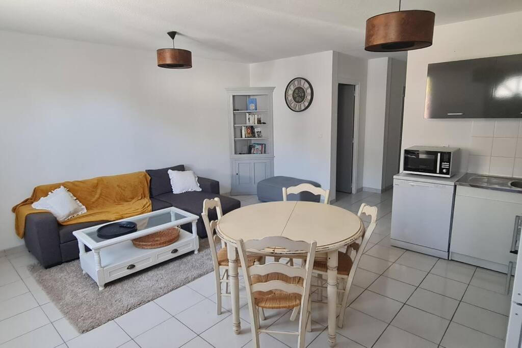 Appartement rez-de-jardin Jas des Baronnies Curnier Buitenkant foto